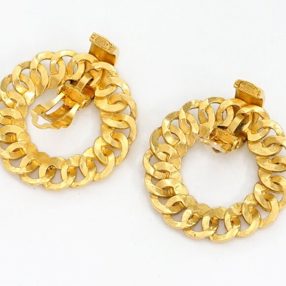 CHANEL CC Logos Hoop Circle Clip-On Earrings Gold Tone 96P Auth w/Box - Picture 12 of 16